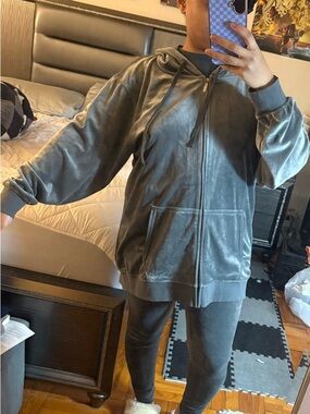 Fashion Nova Olive Gray Velvet Zip-Up Bomber Hoodie & Pant Set